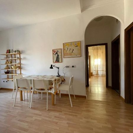 Appartement Tat@Flat à Rome Extérieur photo